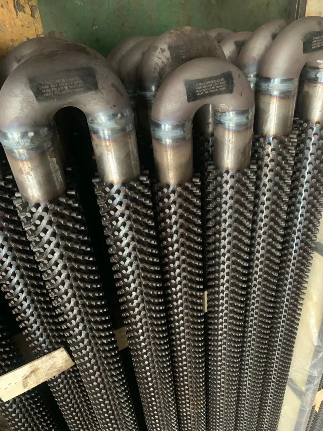 管子Φ63.5×4 ，材質(zhì)12Cr1MoVG，用于低溫再熱器